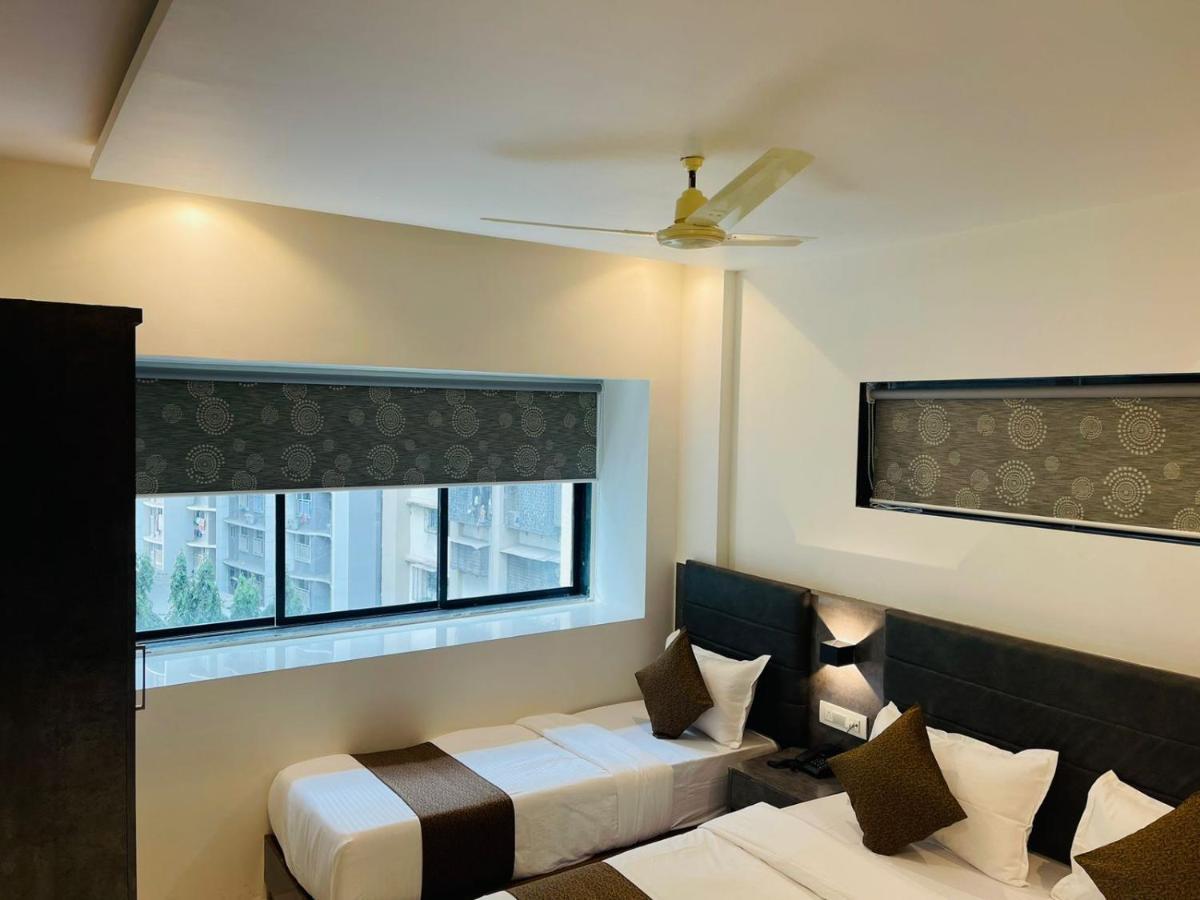 Hotel Black Burn Mumbai Exterior photo